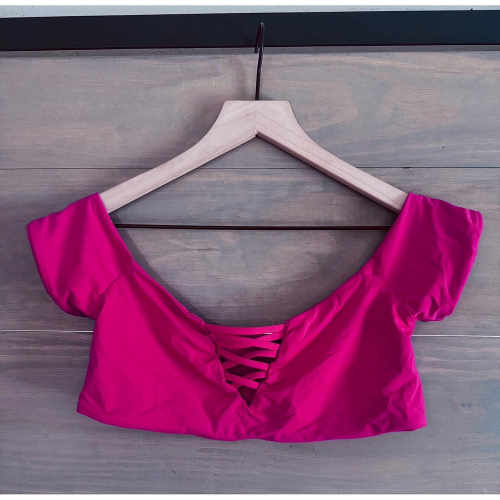 Dippin Daisys Swim TOP Bikini Top Cap Sleeve Size Medium Red
